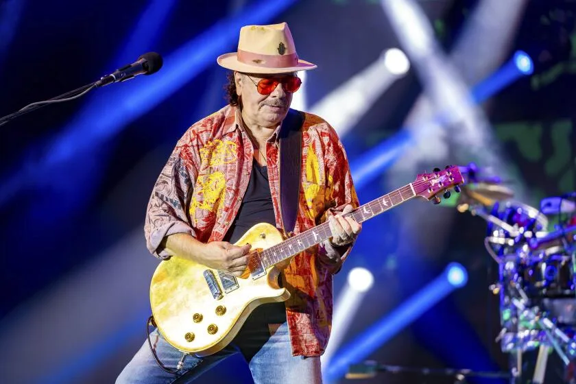 Carlos_SC_24fret_goldTop_01.webp